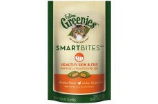 Greenies FELINE SMARTBITES Healthy Skin and Fur Chicken Flavor Cat Treat 2.1 oz